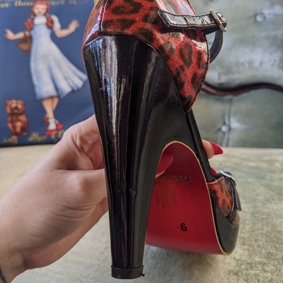 Bordello red leopard vinyl heels - Picture 3 of 10